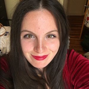 Meet your Posher, Rebecca